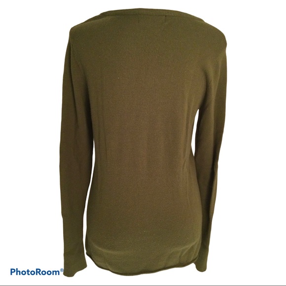 Cherokee Army Green Long Sleeve V-Neck Sweater. - Picture 3 of 3